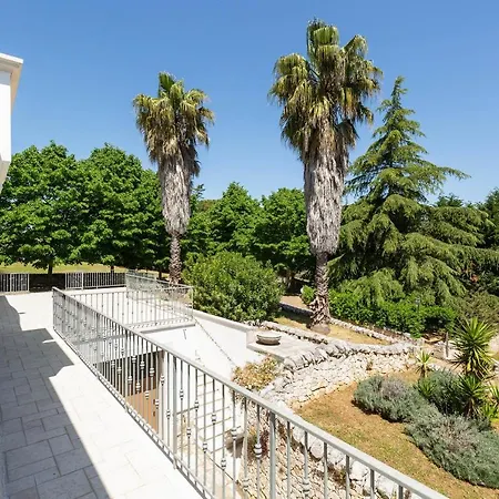 Virgilia By Barbarhouse Martina Franca